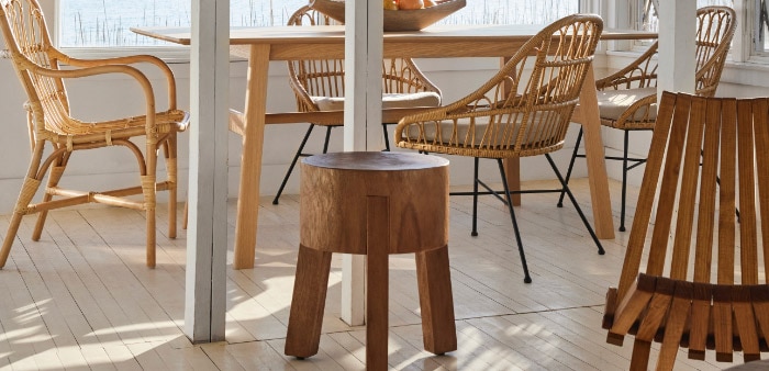 Light-filled summer dining