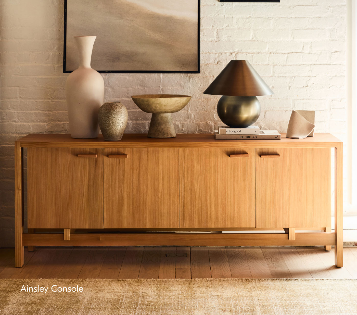 Ainsley Console